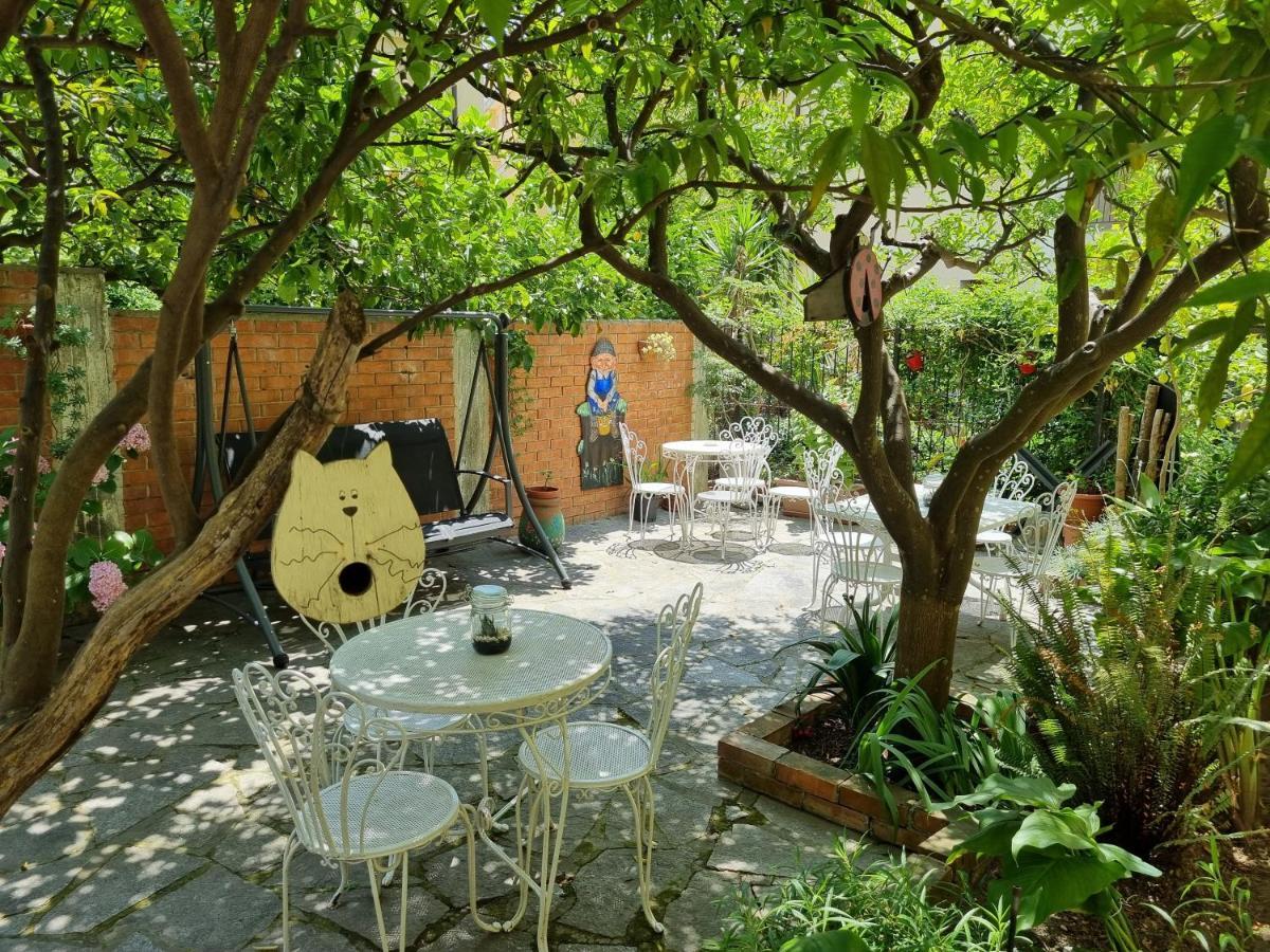 Hotel Pina