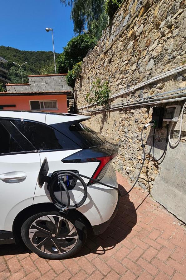 Pina 2* Laigueglia