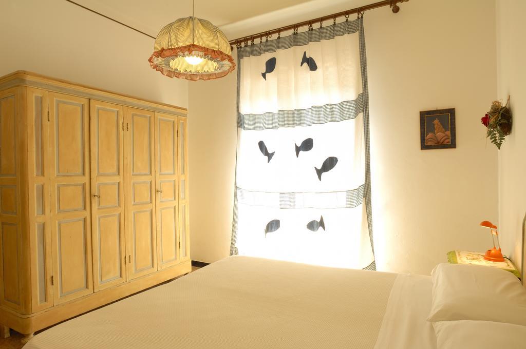 Pina Hotel 2*